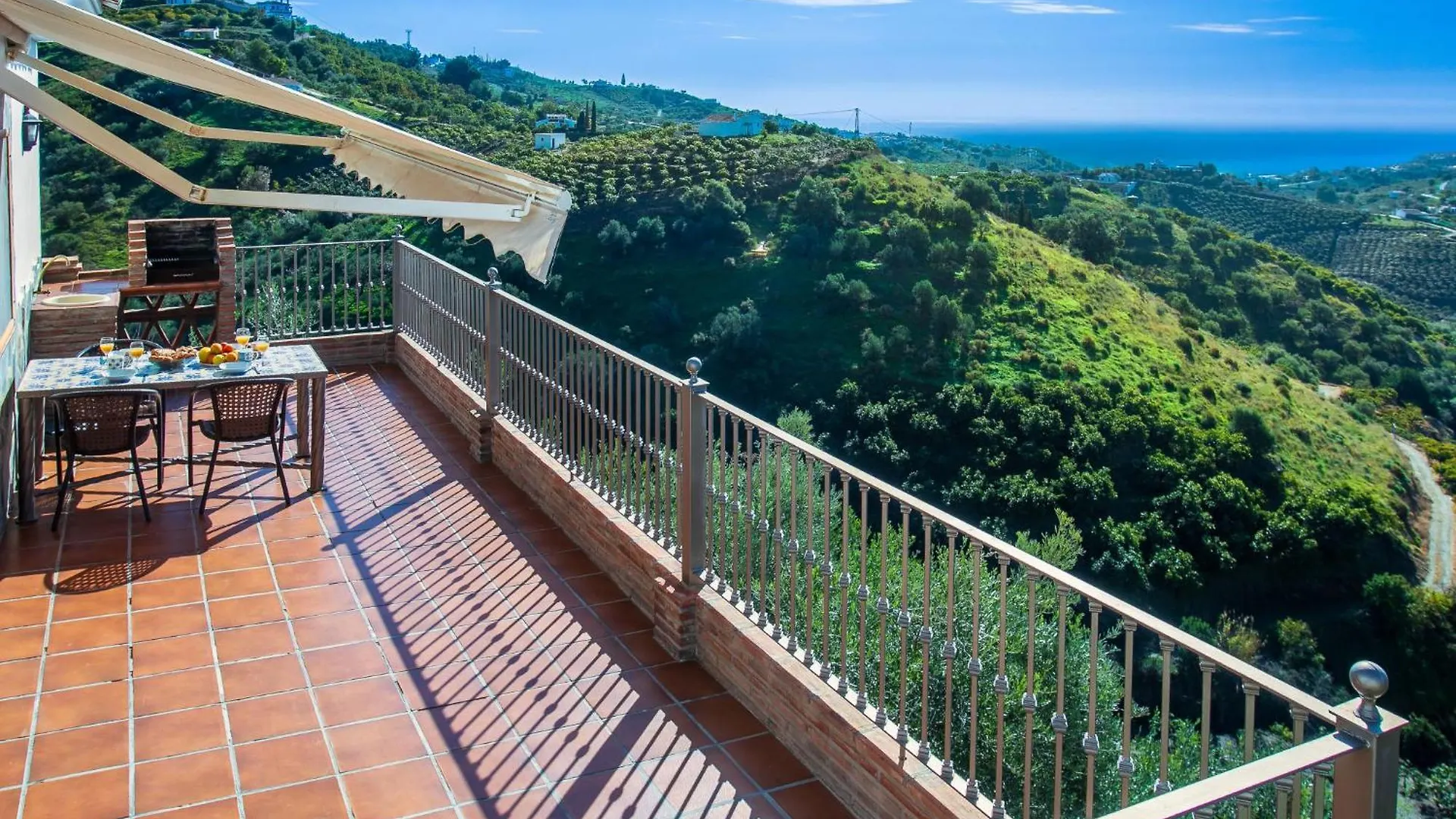Holiday Home Tres Palmeras - Frg131 By Interhome Frigiliana